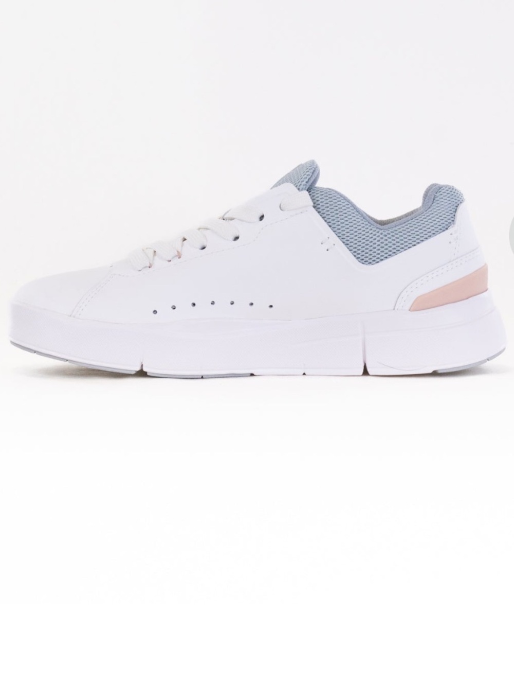 On Running ROGER Advantage Tennis Shoe 🩶